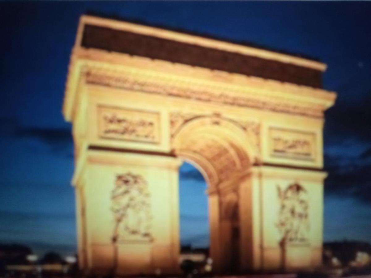 ++++ Chambre Privee Chez L Habitant Arc De Triomphe / Private Room Arc De Triomphe ++++ Paris Exterior photo